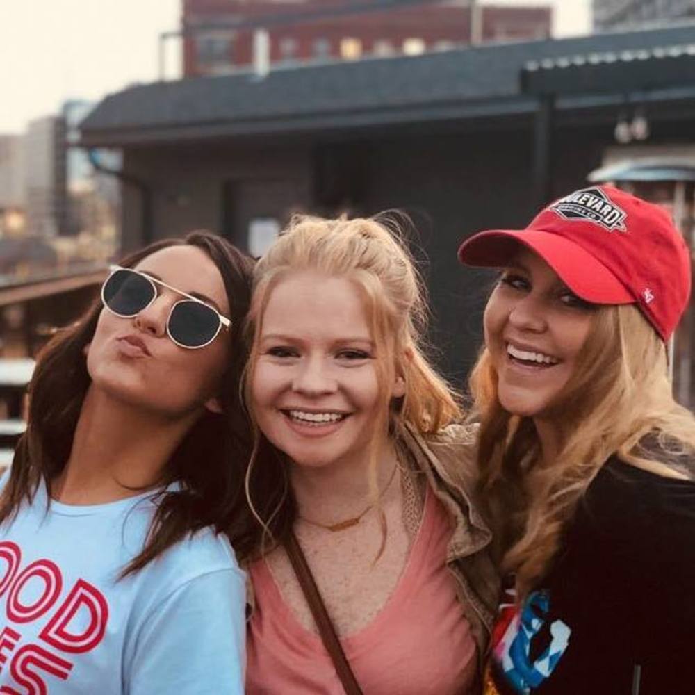 Meet your Posher, Ashley